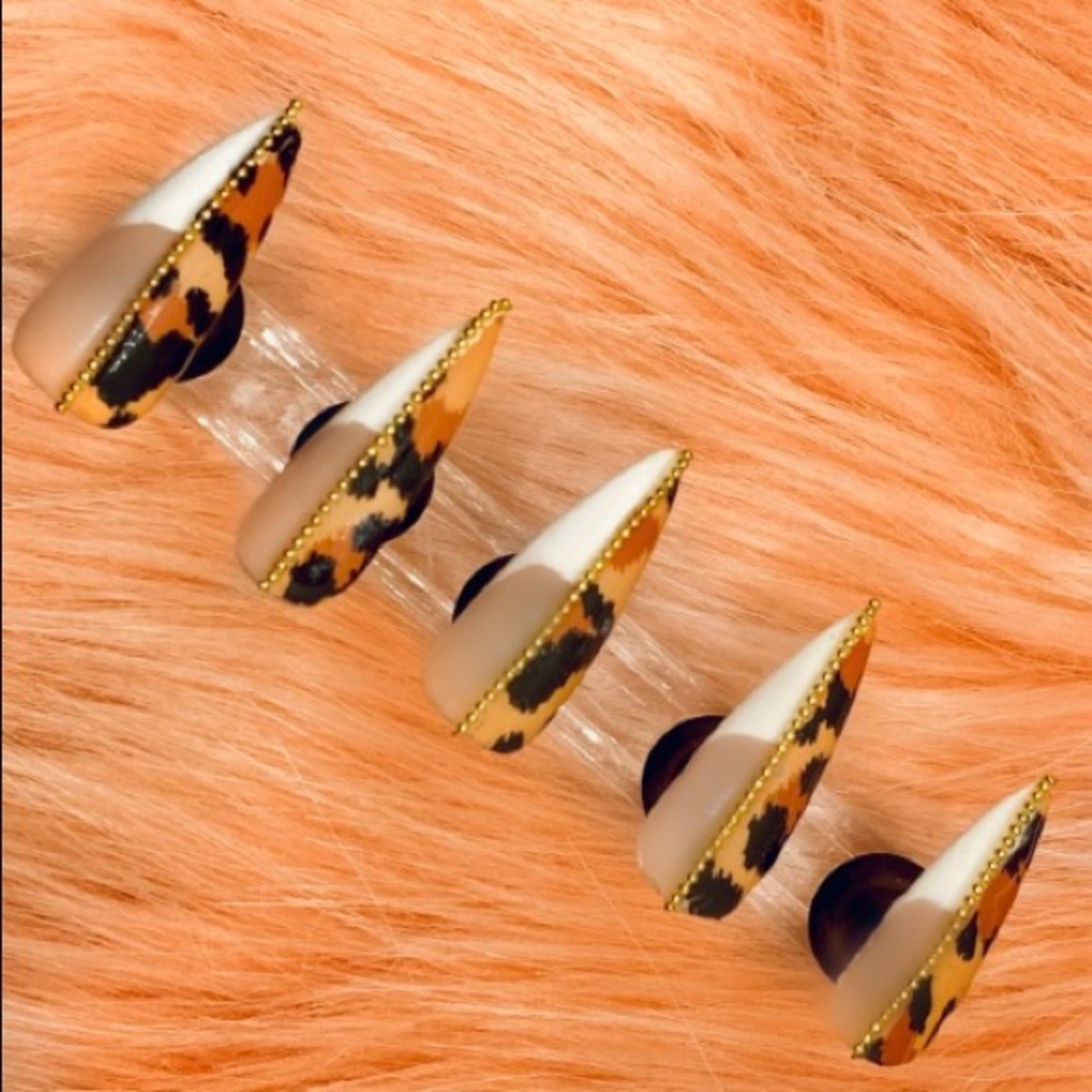 Cheeto-licious Luxury Press on Nail Set